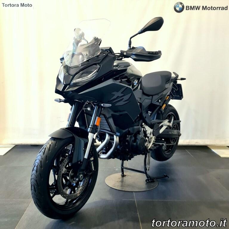 F 900 XR