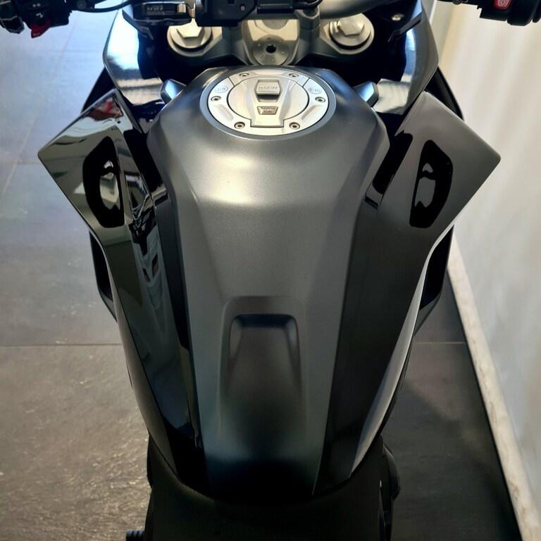 F 900 XR