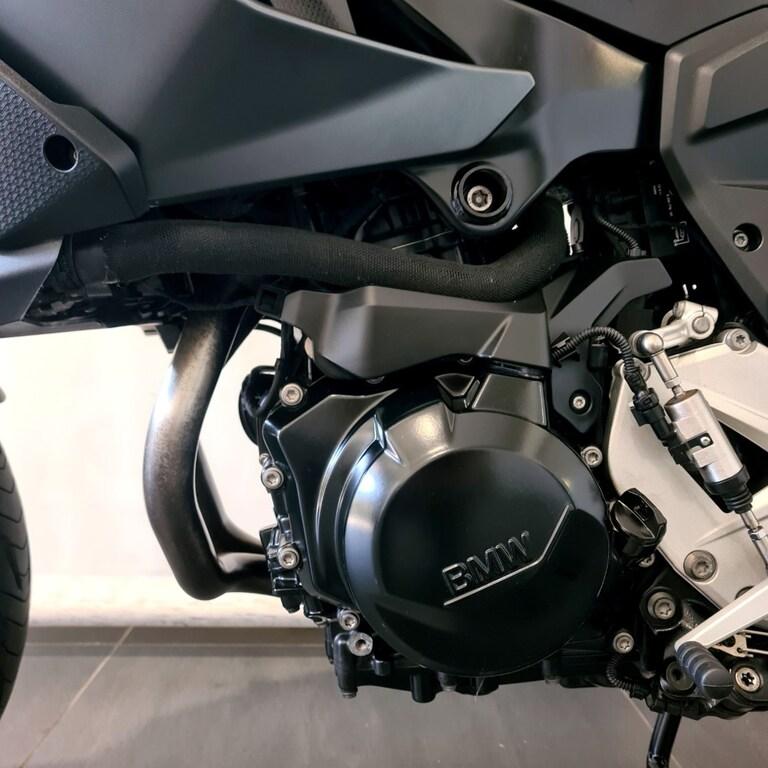 F 900 XR