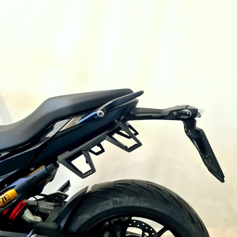 F 900 XR