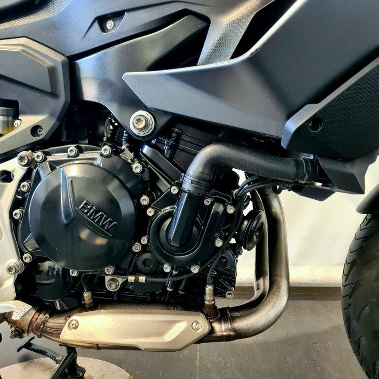 F 900 XR