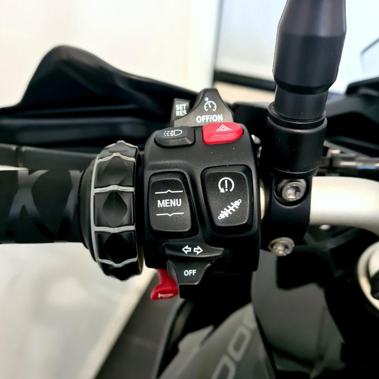 F 900 XR