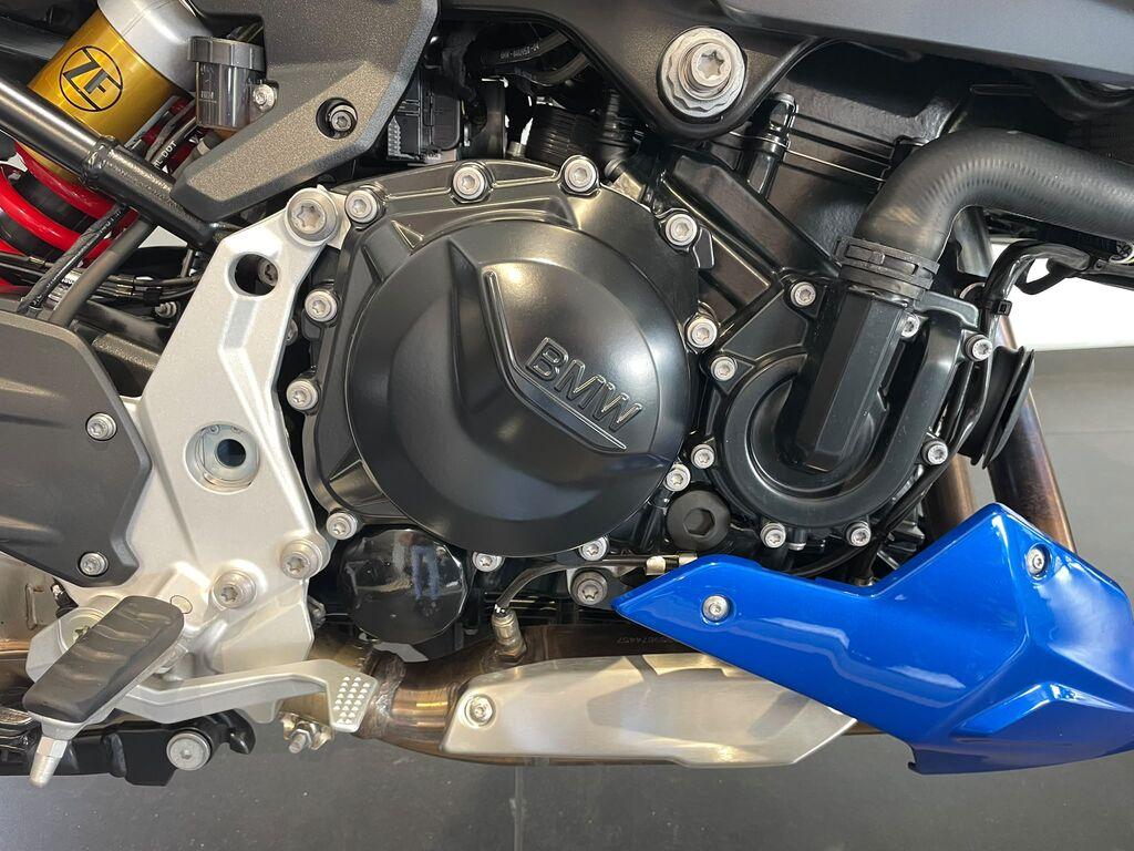 F 900 XR