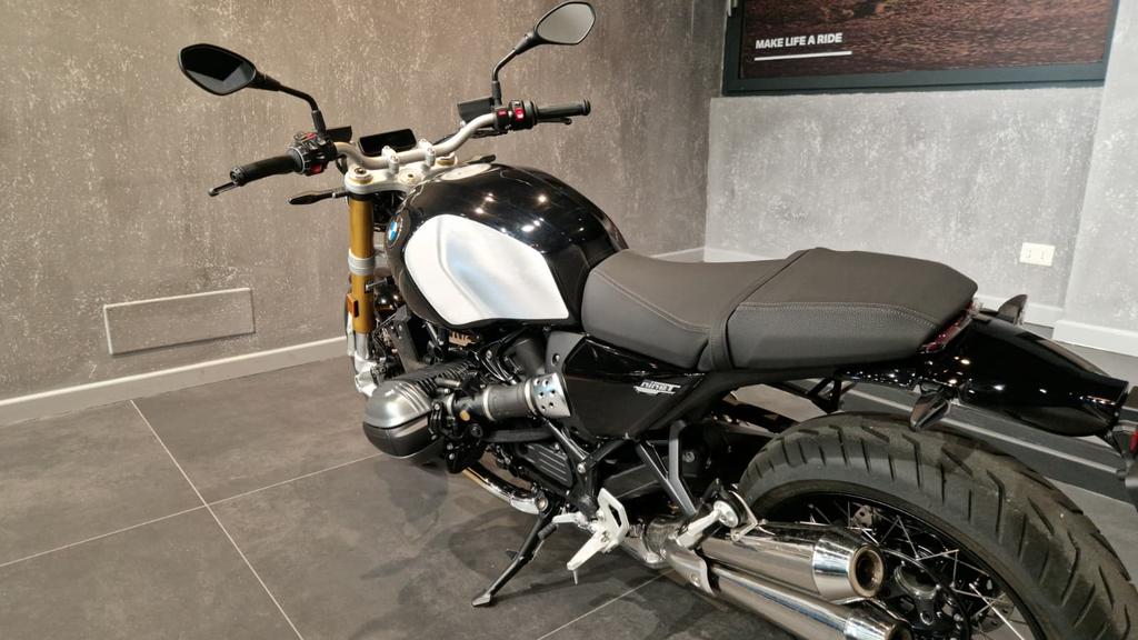 R 1200