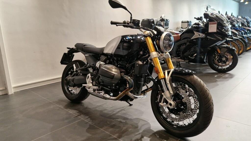 R 1200