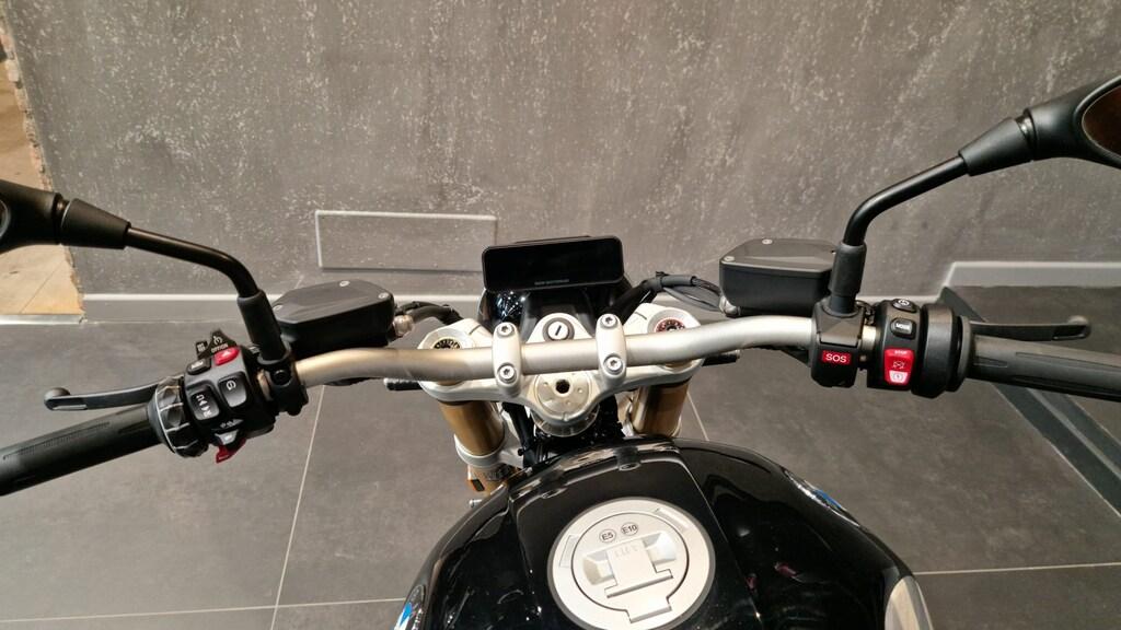 R 1200