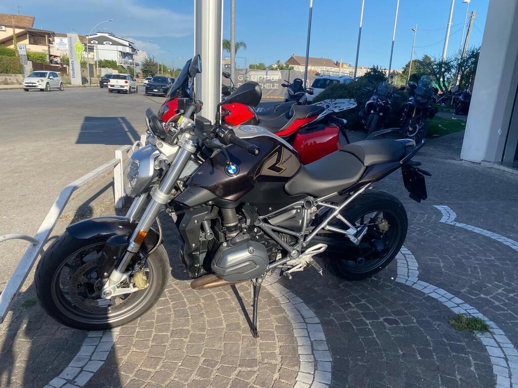 R 1200 R