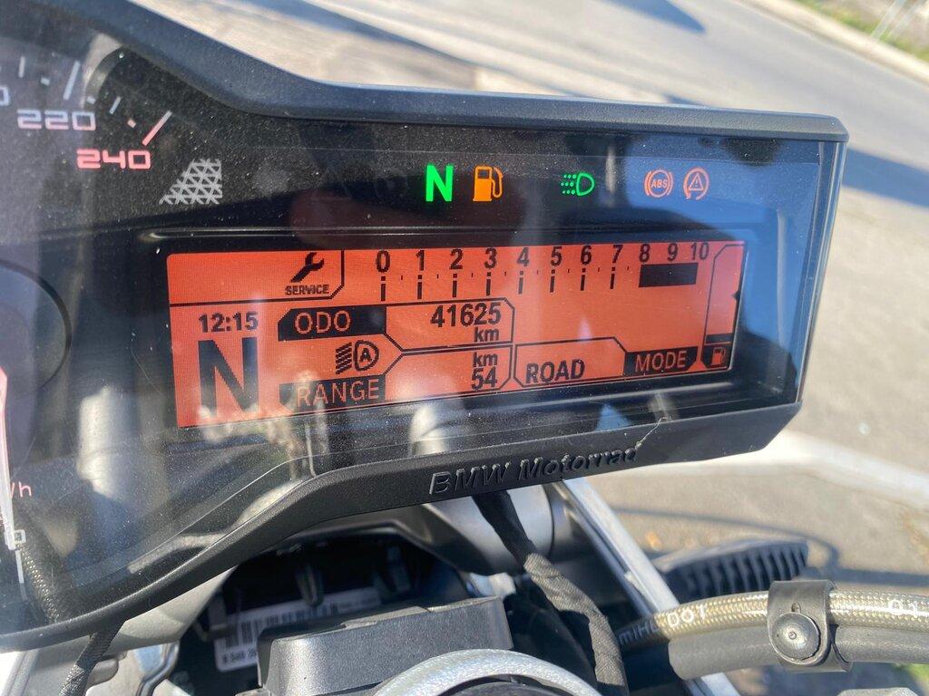 R 1200 R