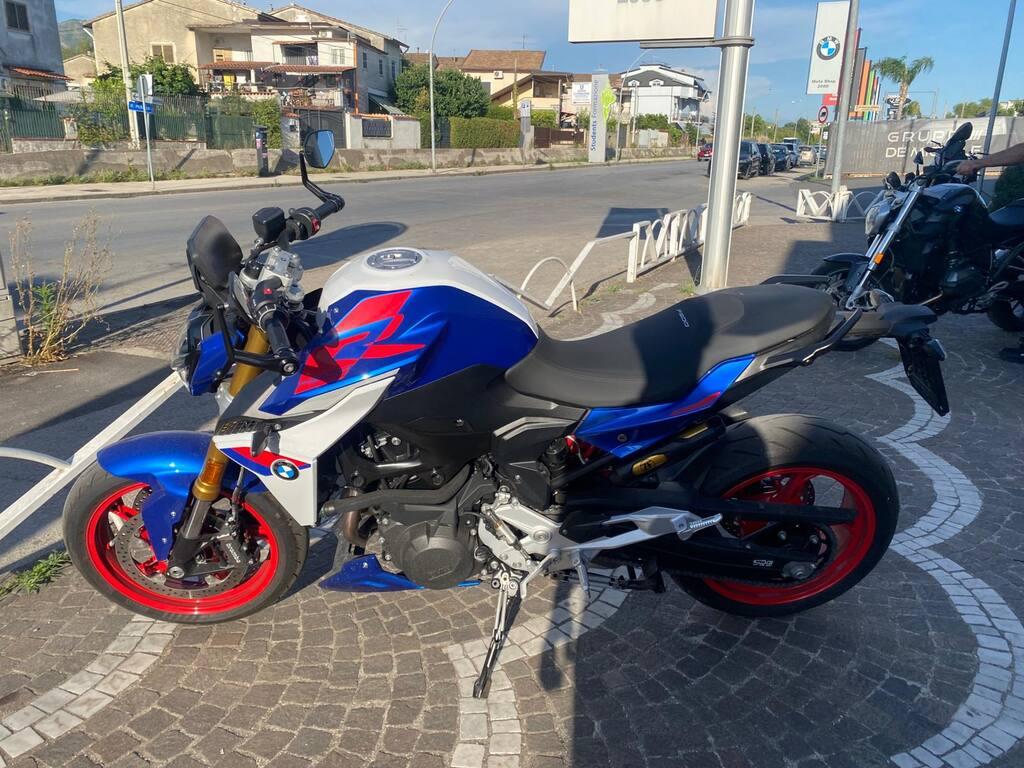 F 900 R