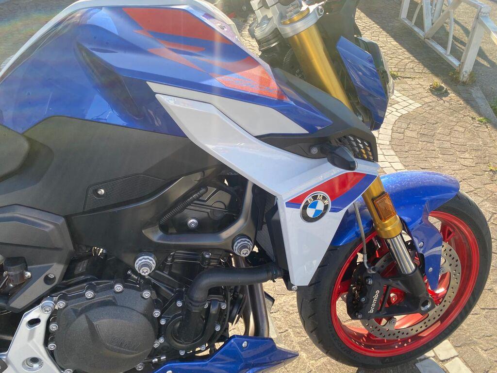 F 900 R