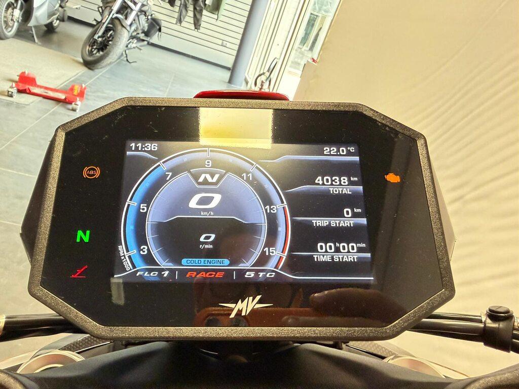 BRUTALE 800 DRAGSTER