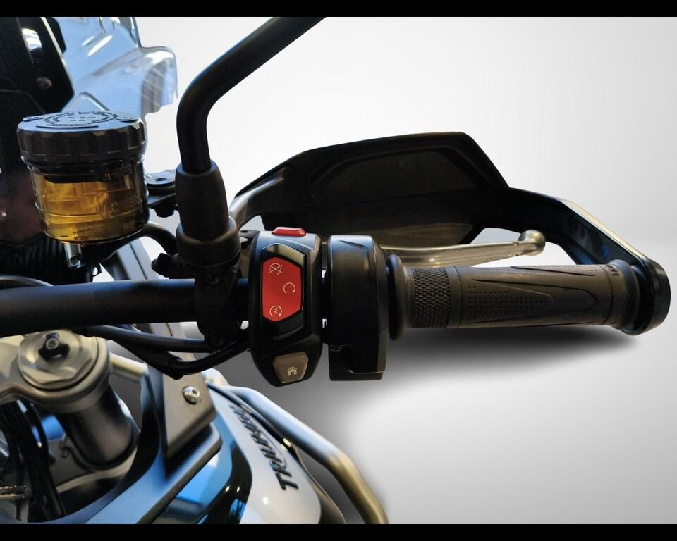 TIGER 900