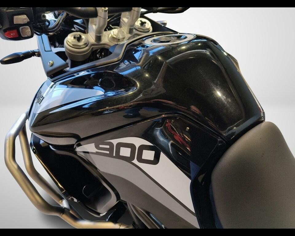 TIGER 900