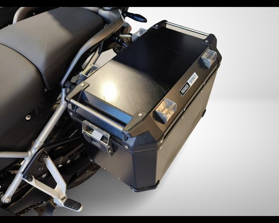 TIGER 900
