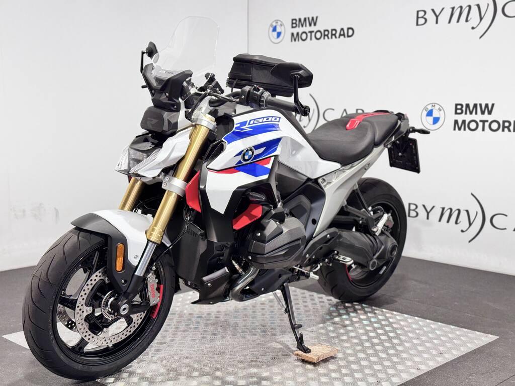 R 1300 R