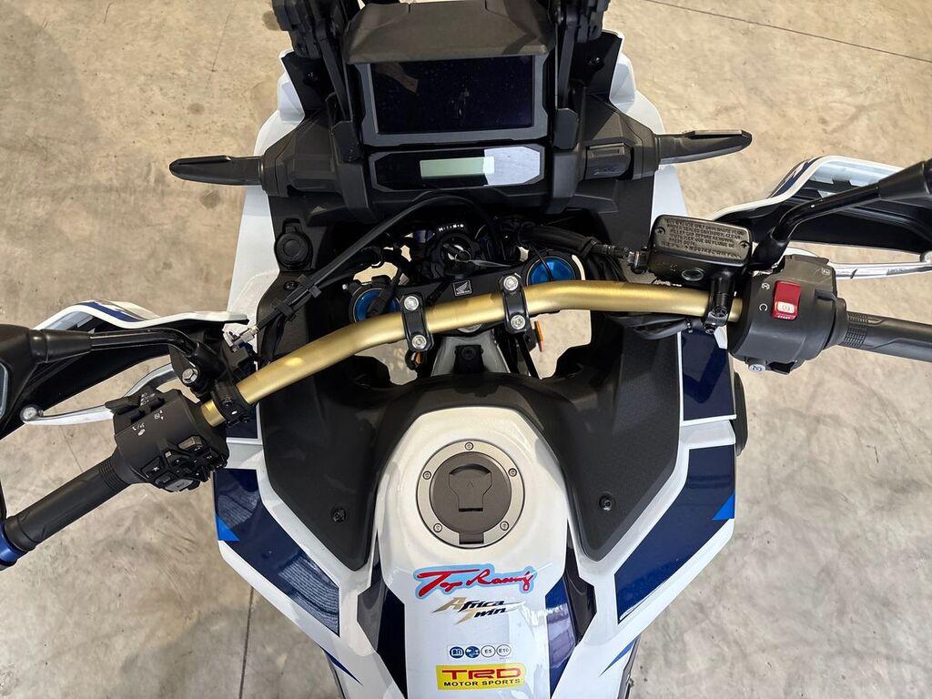 AFRICA TWIN 1100