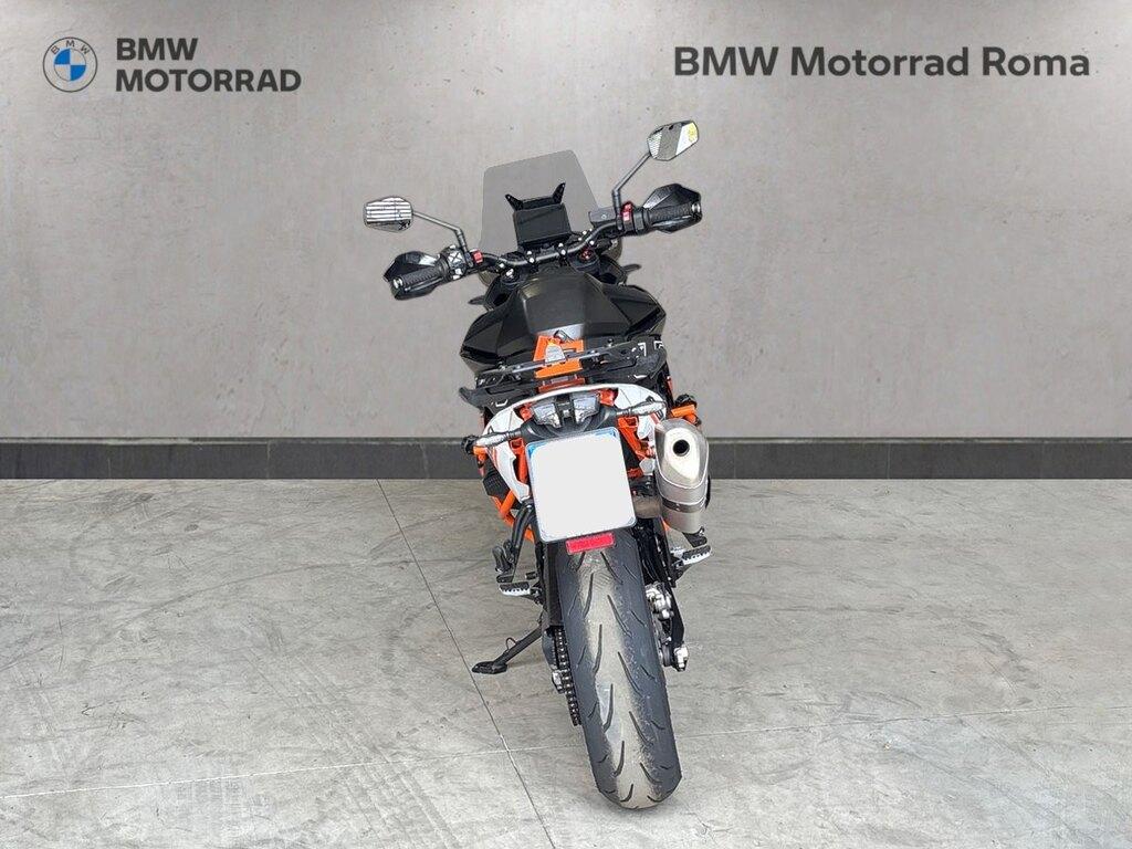 890 SMT