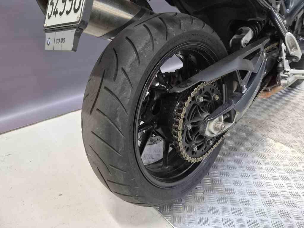 F 800 R