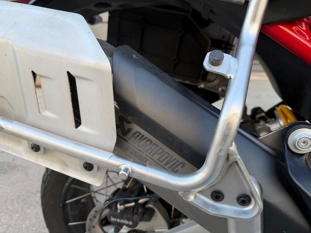 MULTISTRADA V4