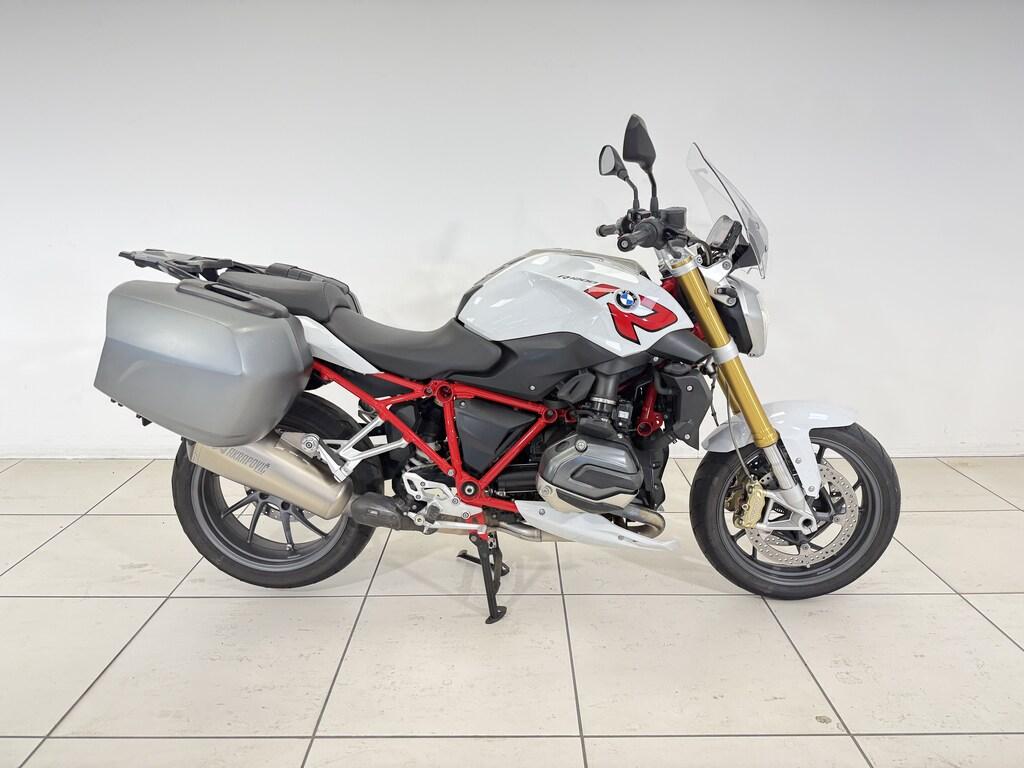 R 1200 R