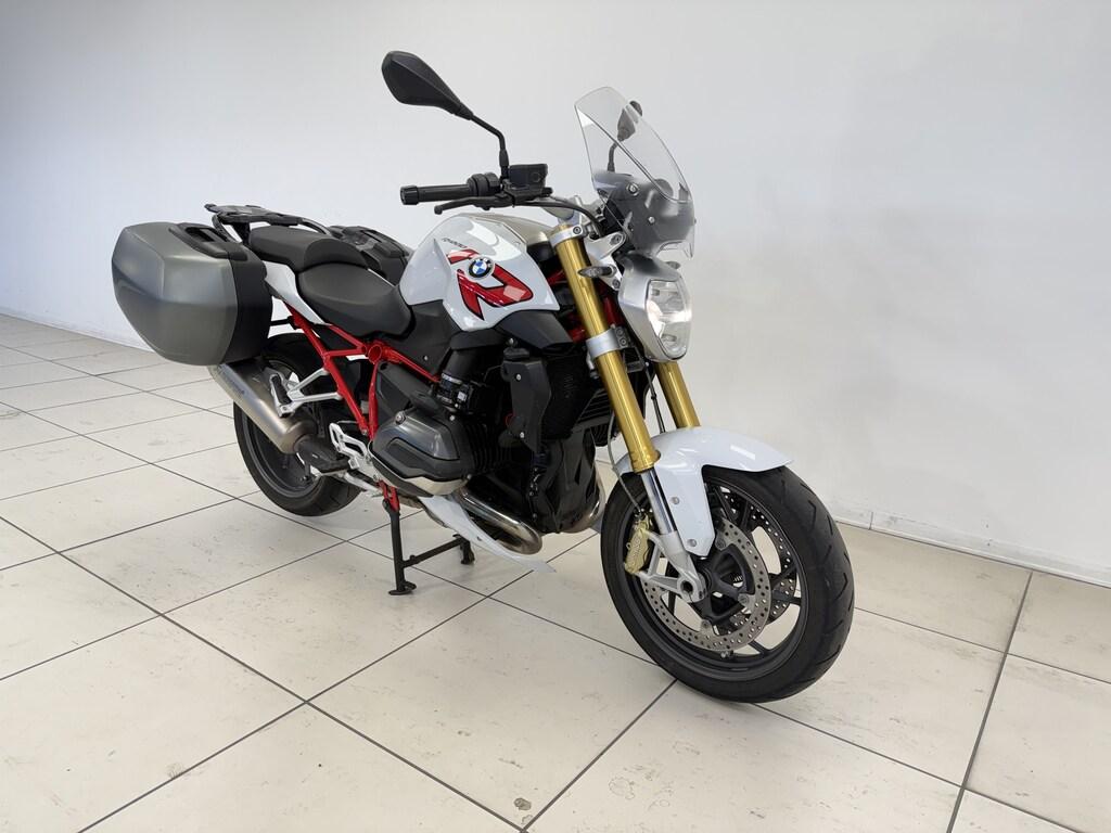 R 1200 R