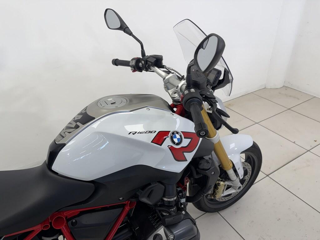 R 1200 R