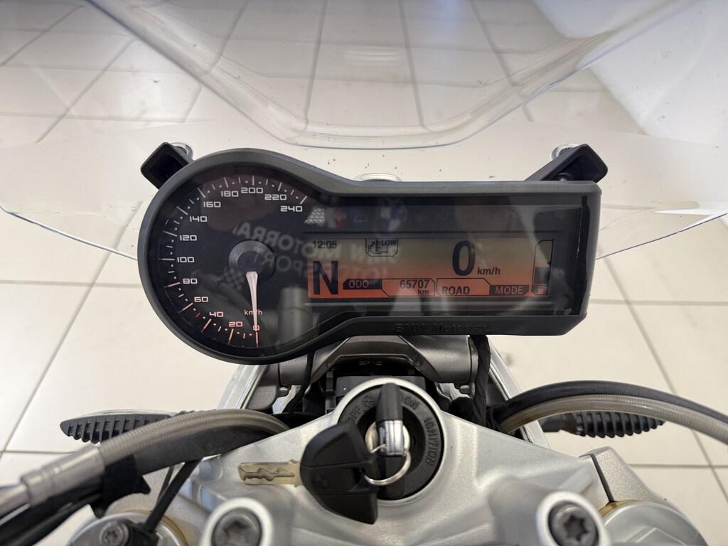 R 1200 R