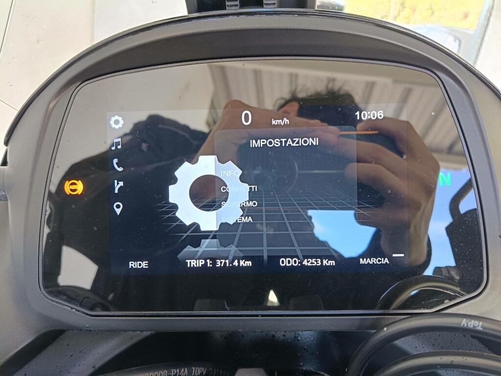X CAPE 700