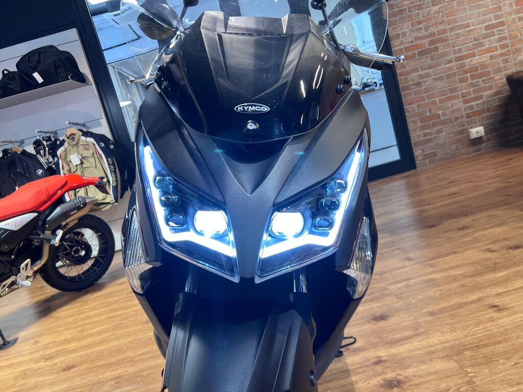 X-TOWN 300