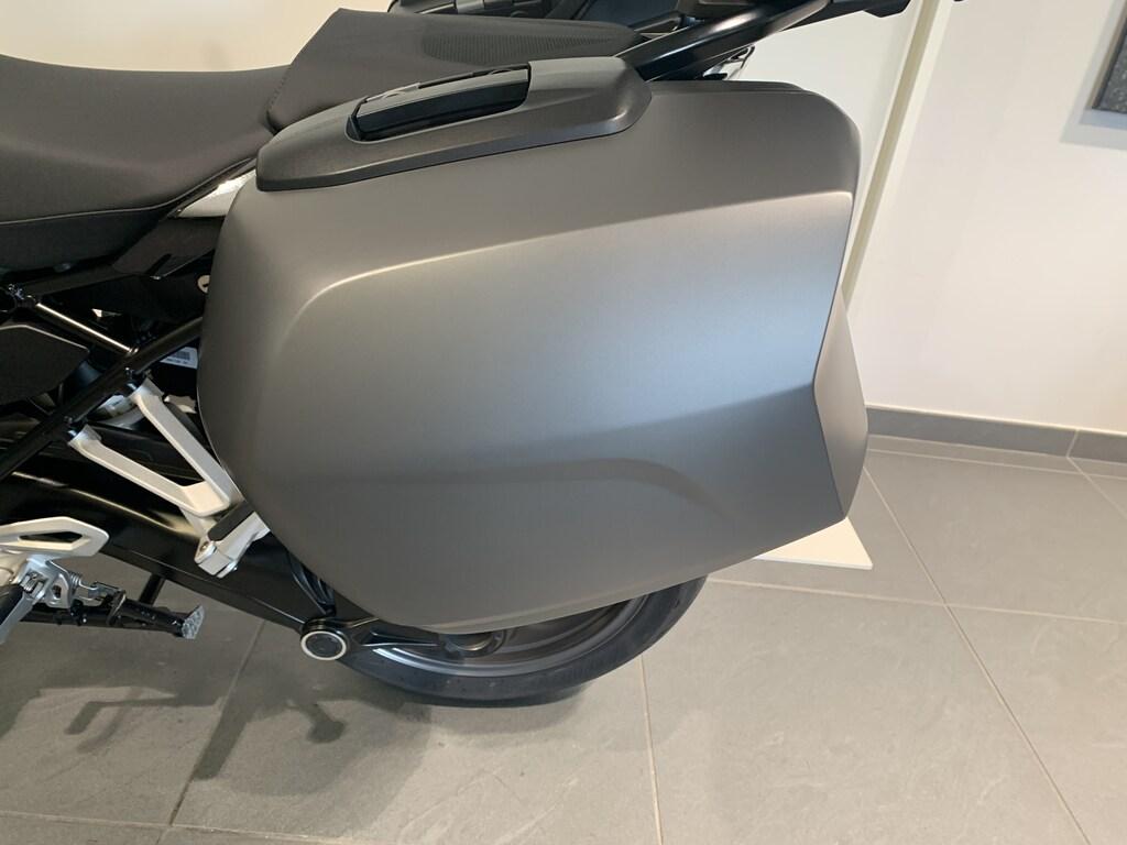 R 1250 R