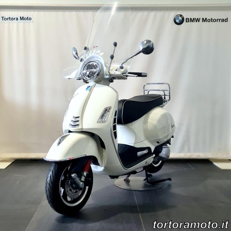 VESPA GTS 300