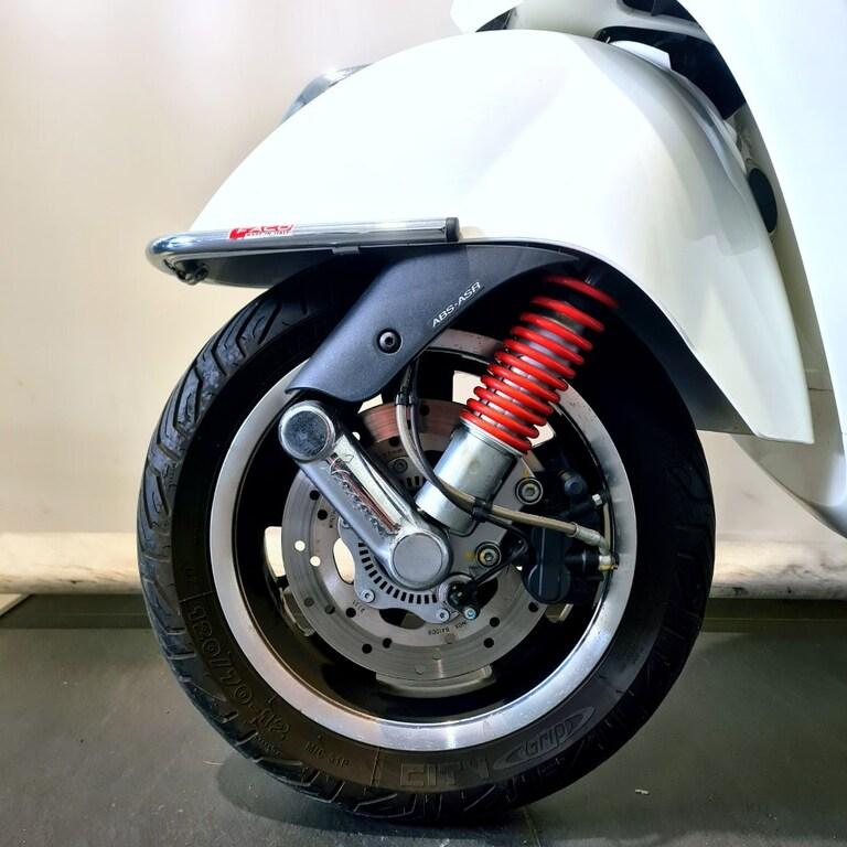 VESPA GTS 300