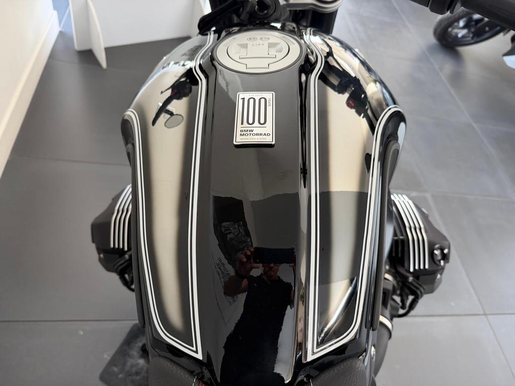 R 1200
