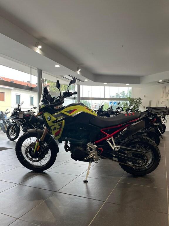 F 900 GS