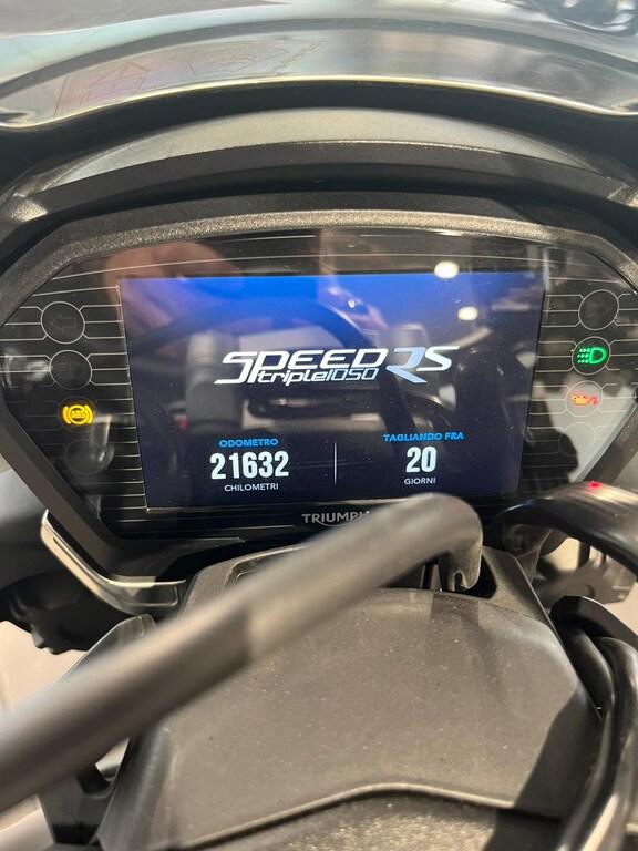 SPEED TRIPLE 1050