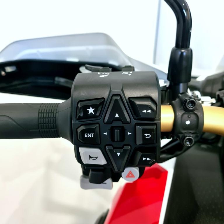 AFRICA TWIN 1100