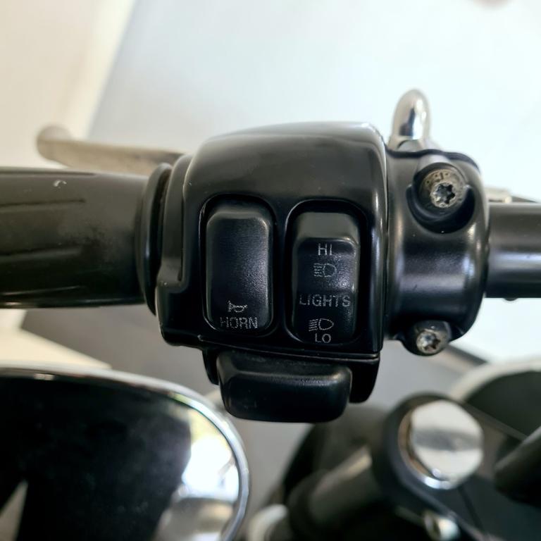 883 SPORTSTER