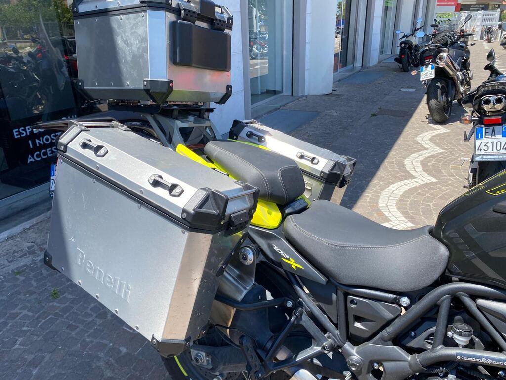 TRK 702