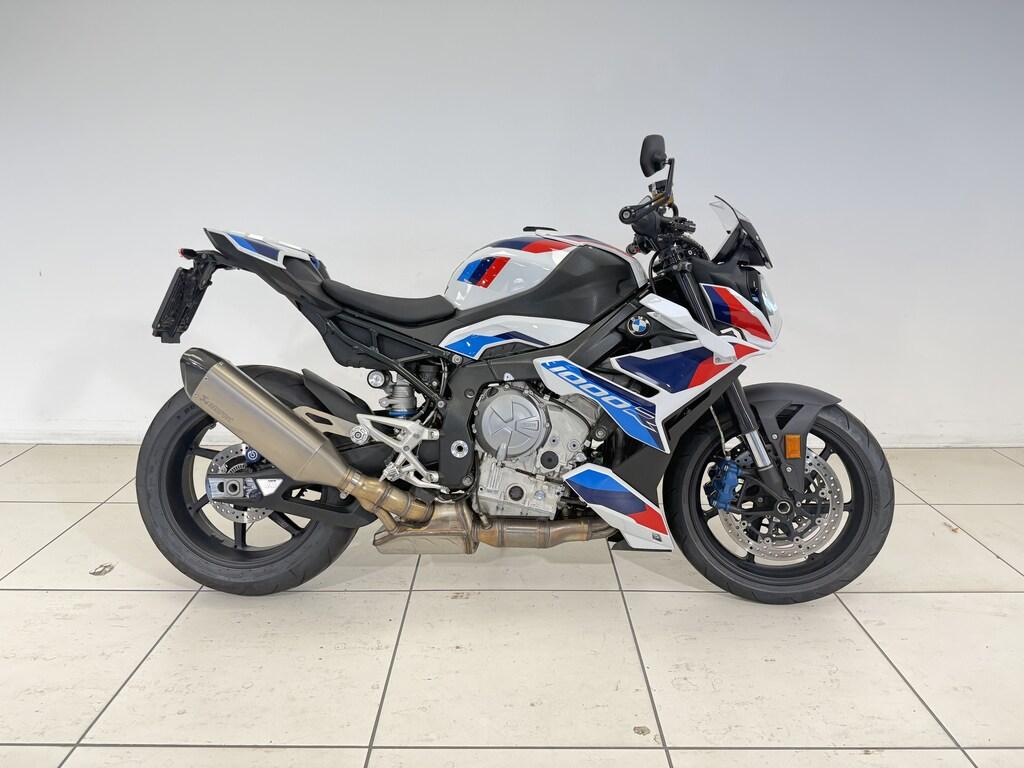 M 1000 R