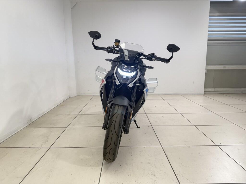 M 1000 R