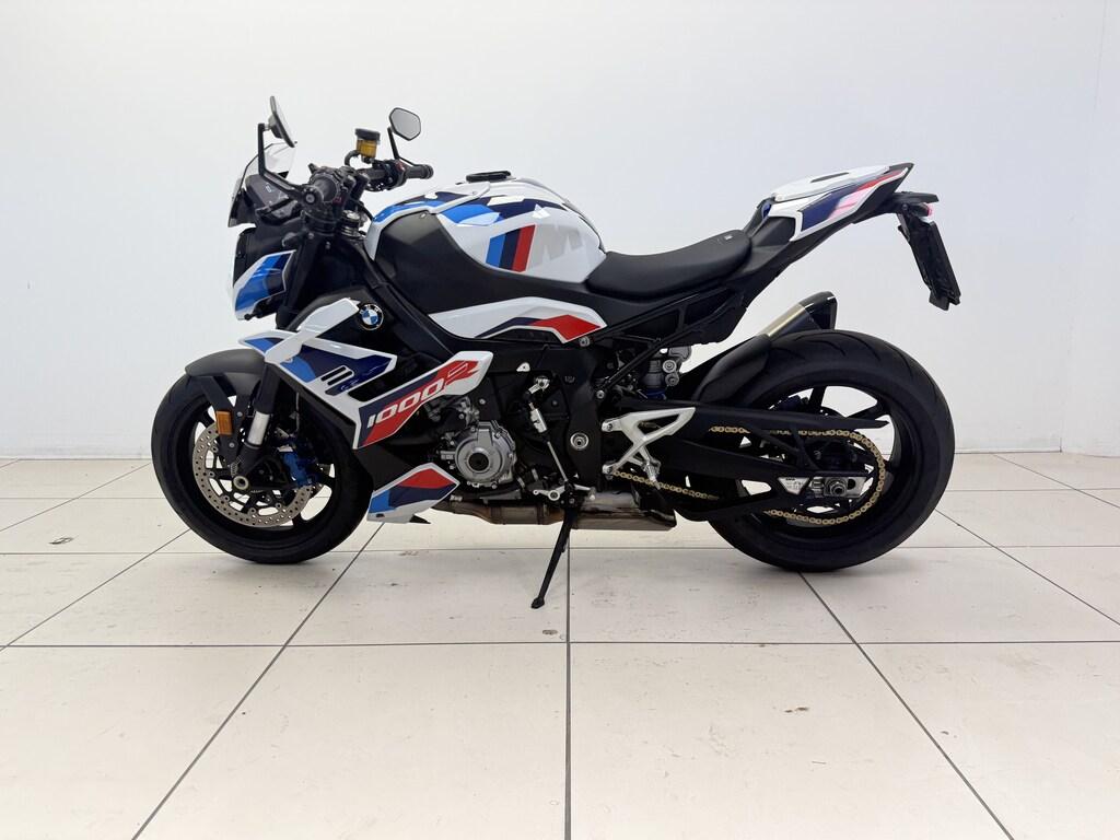 M 1000 R