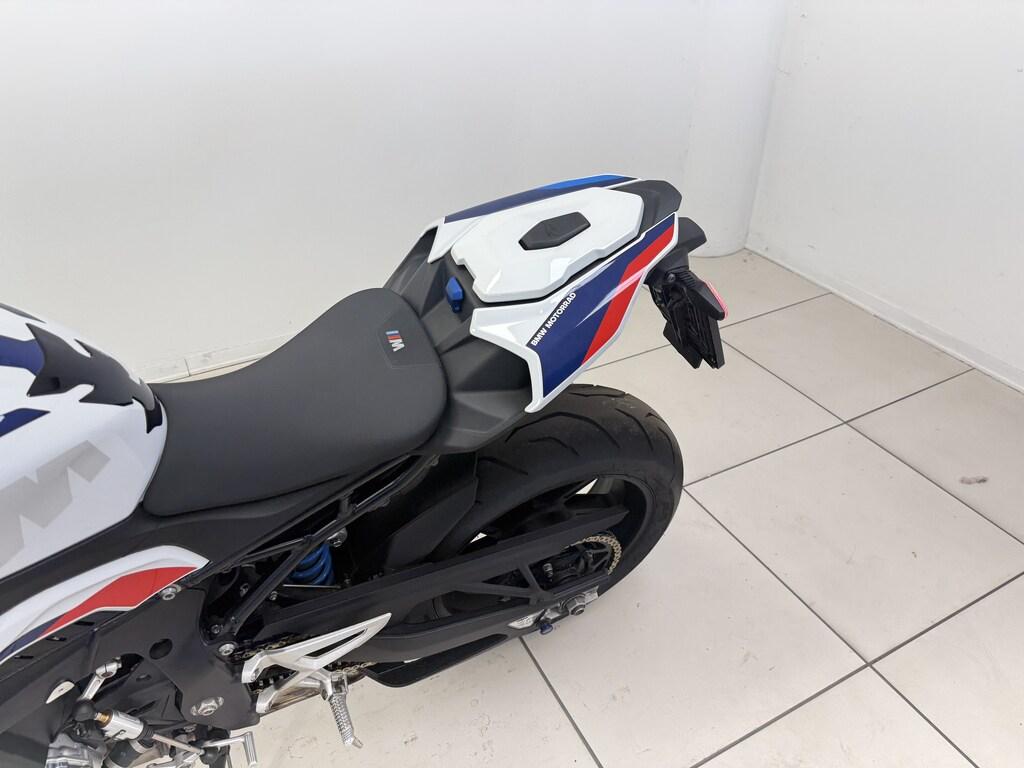M 1000 R