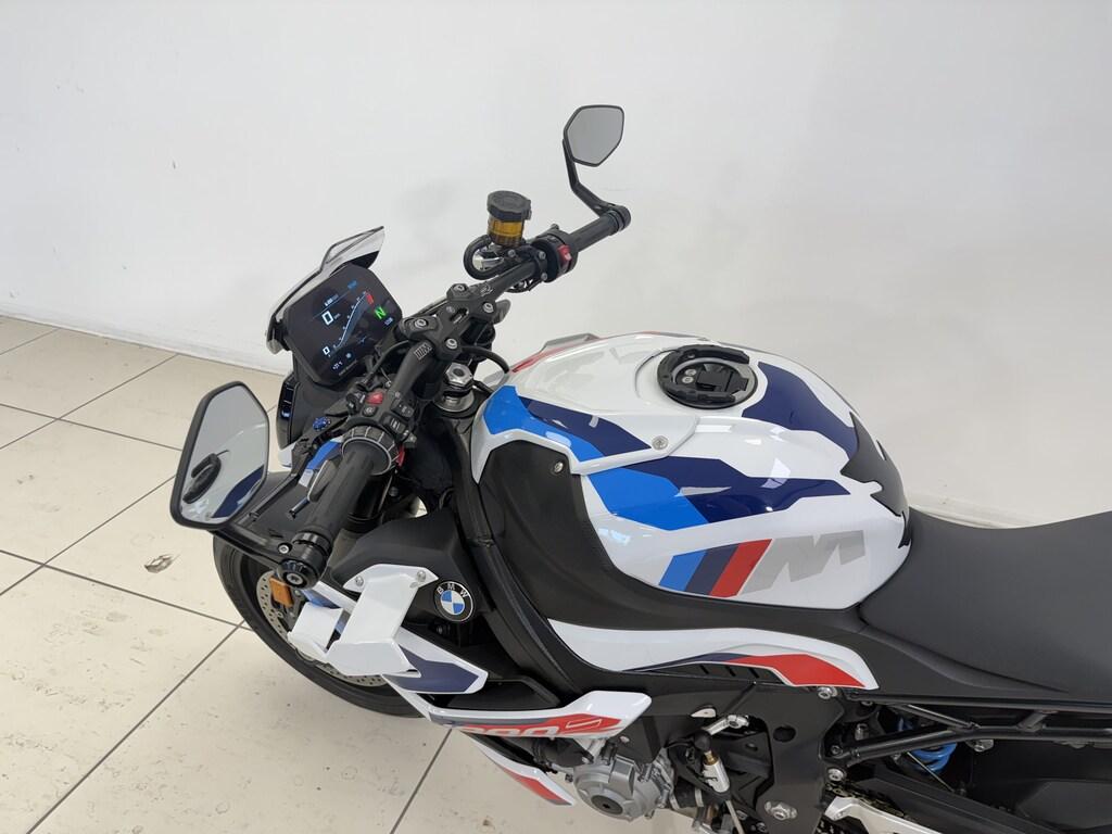 M 1000 R