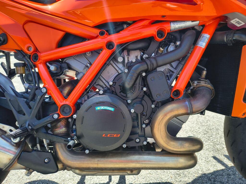 1390 SUPER DUKE