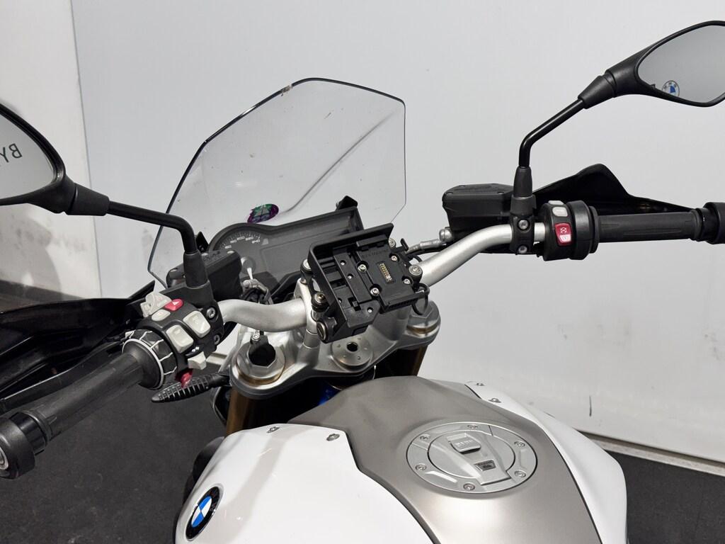 R 1200 R