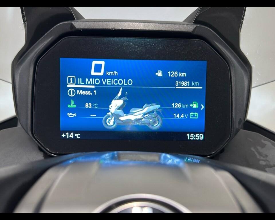 C 400 GT