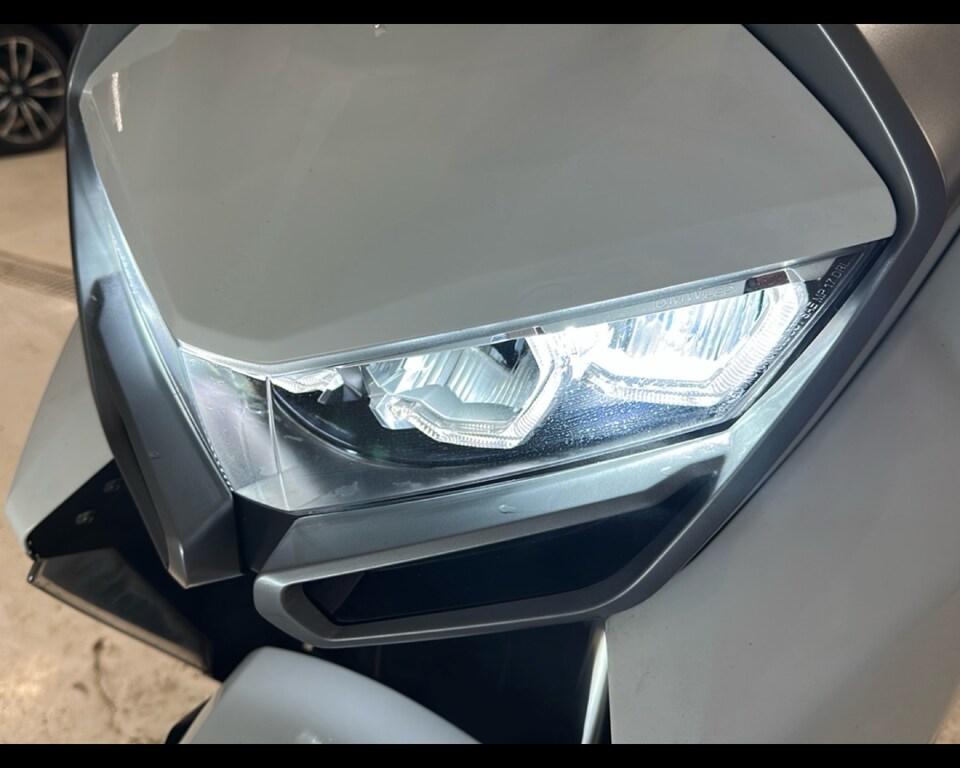 C 400 GT