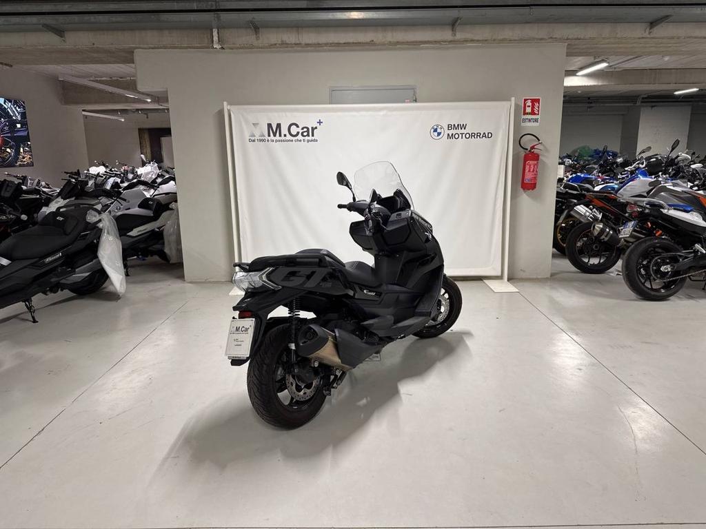C 400 GT