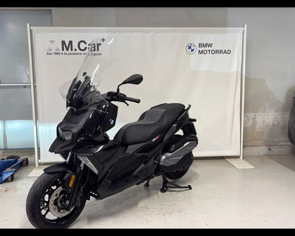 C 400 X