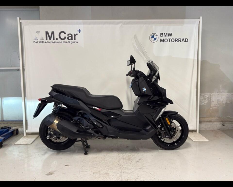 C 400 X